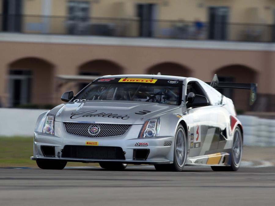  Cadillac CTS-V Coupe Race Car 2011 года  (фото 25 из 46)